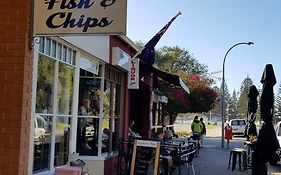 Albany Holiday Units